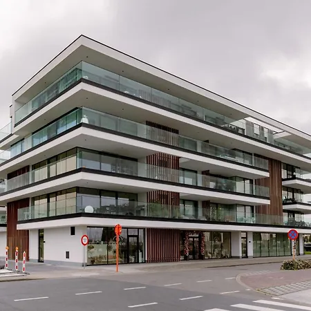 Huswell - Modern With View Over The Old Marina Ньивпорт