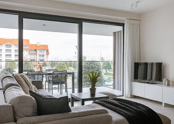 Apartment Huswell - Modern With View Over The Old Marina